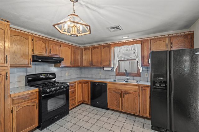 190 Curran Road, Cumberland, RI 02864