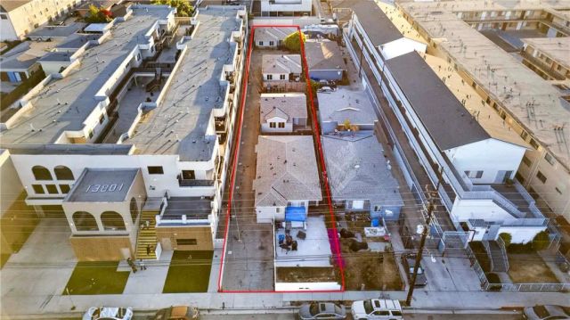 13717 Yukon Avenue 2, Hawthorne, CA 90250