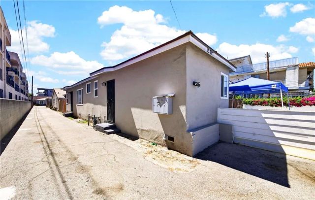 13717 Yukon Avenue 2, Hawthorne, CA 90250