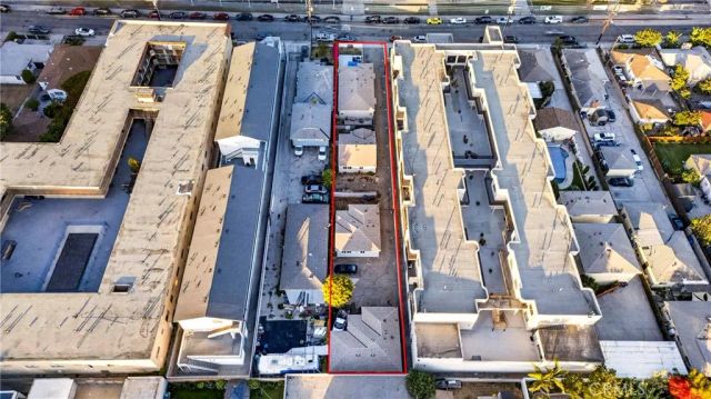 13717 Yukon Avenue 2, Hawthorne, CA 90250