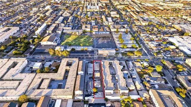 13717 Yukon Avenue 2, Hawthorne, CA 90250