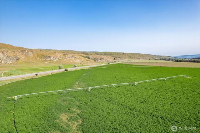 27061 Highway 97, Okanogan, WA 98840