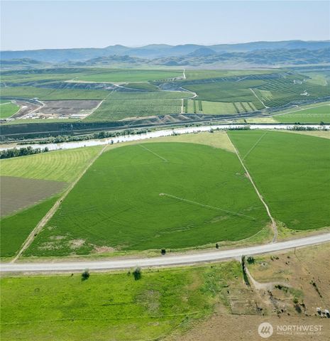 27061 Highway 97, Okanogan, WA 98840