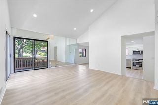 250 Ridgedale Avenue B-1, Florham Park Borough, NJ 07932