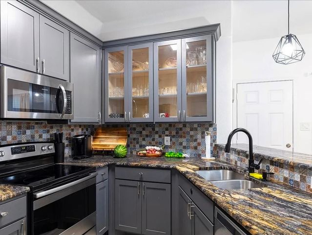 126 Egret Circle, East Tawakoni, TX 75472