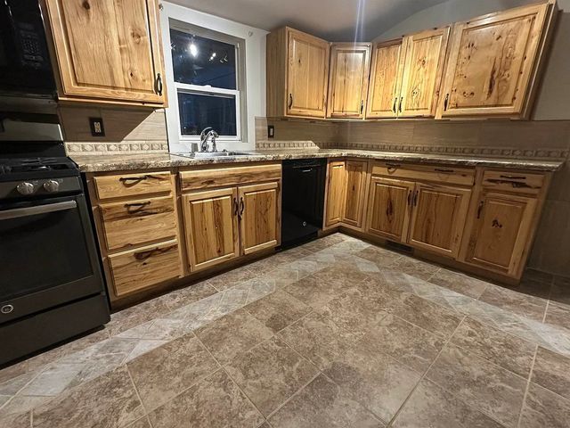 420 N High Street, Galena, IL 61036