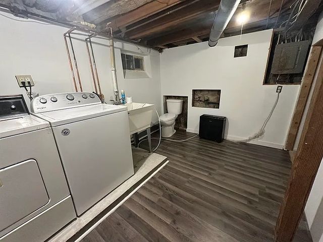 420 N High Street, Galena, IL 61036