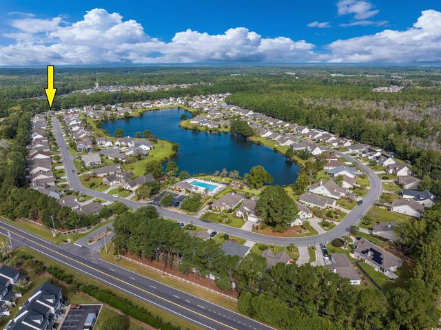 185 Carriage Lake Dr., Little River, SC 29566