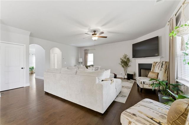 3738 Southfield Court, Loganville, GA 30052