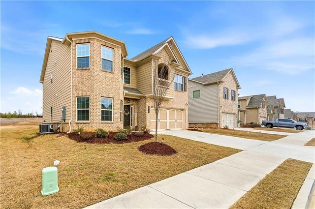 3738 Southfield Court, Loganville, GA 30052