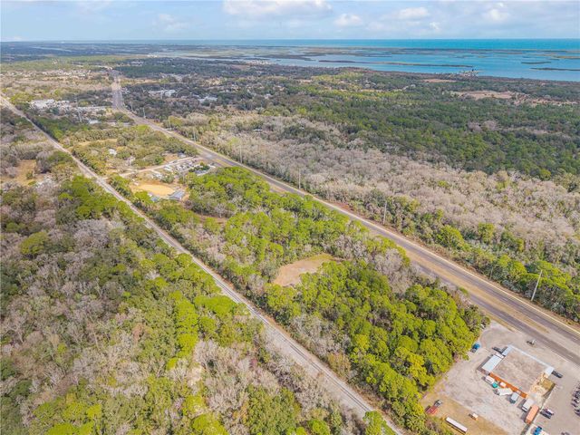 370 S US HIGHWAY 1, Oak Hill, FL 32759