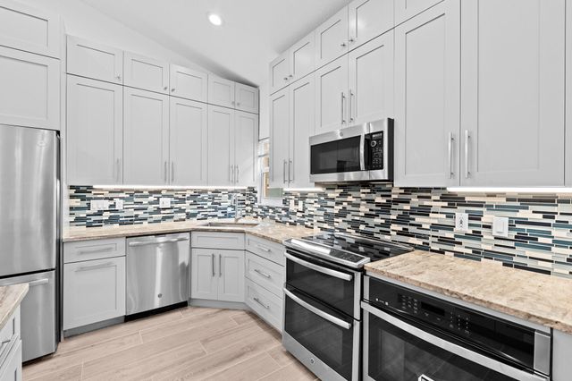 5122 ELPINE Way, Riviera Beach, FL 33418