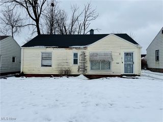 3911 E 189th Street, Cleveland, OH 44122