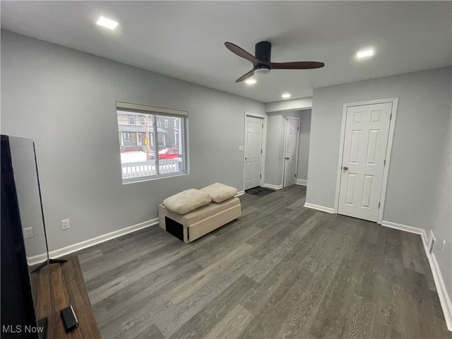 1816 Treadway Avenue, Cleveland, OH 44109