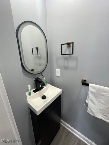 1816 Treadway Avenue, Cleveland, OH 44109