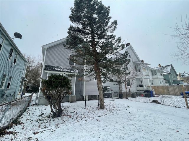 1816 Treadway Avenue, Cleveland, OH 44109