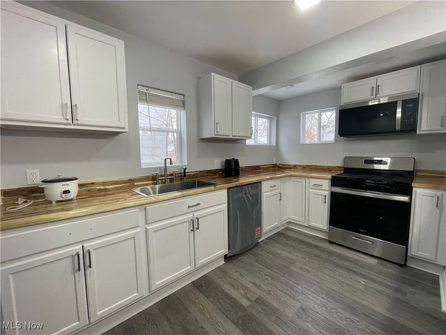 1816 Treadway Avenue, Cleveland, OH 44109