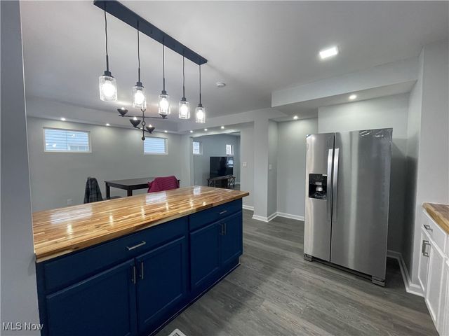 1816 Treadway Avenue, Cleveland, OH 44109