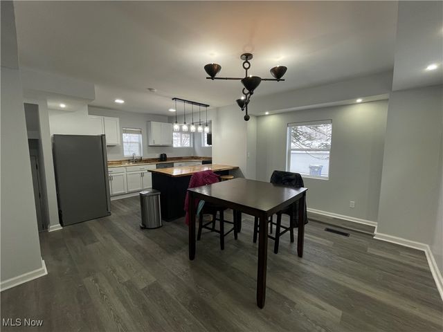 1816 Treadway Avenue, Cleveland, OH 44109