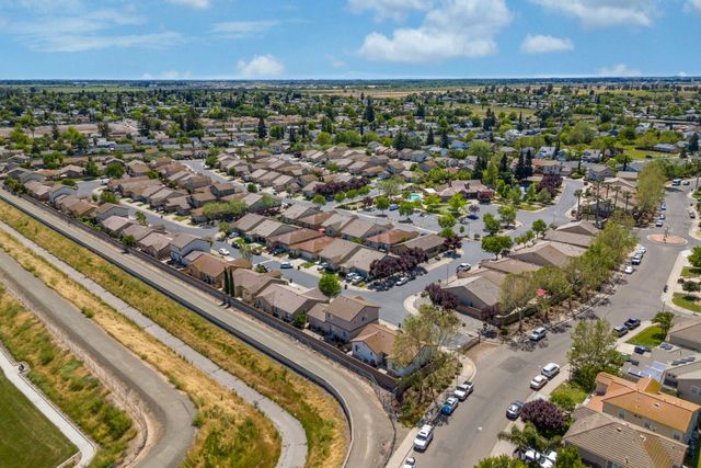 330 Sun Shower Cir, Sacramento, CA 95823