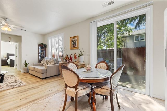 330 Sun Shower Cir, Sacramento, CA 95823