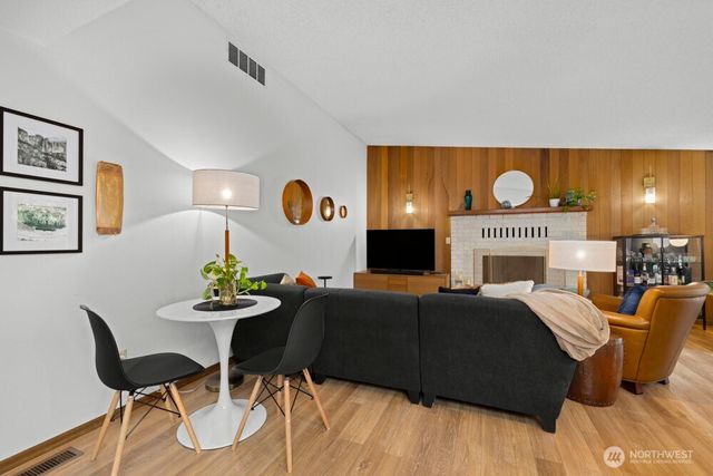 7401 38th Drive SE, Lacey, WA 98503