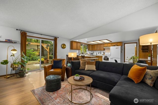 7401 38th Drive SE, Lacey, WA 98503