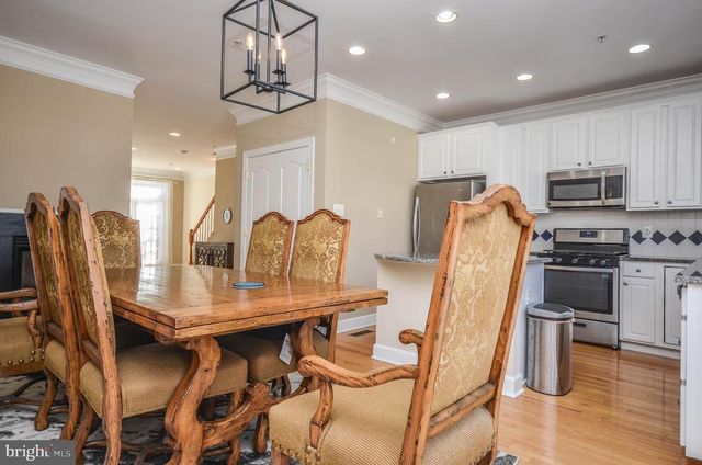 307 RIDGEMONT AVE, Rockville, MD 20850