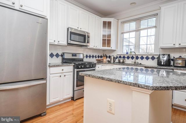 307 RIDGEMONT AVE, Rockville, MD 20850