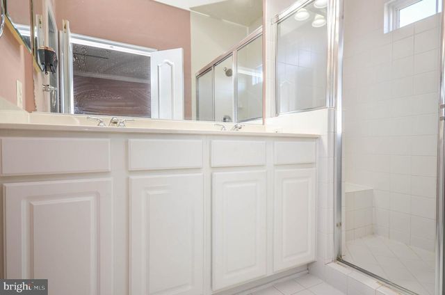 307 RIDGEMONT AVE, Rockville, MD 20850