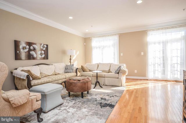 307 RIDGEMONT AVE, Rockville, MD 20850