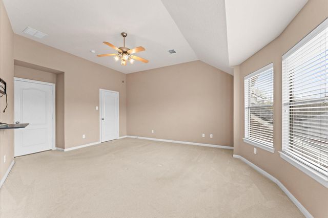 2411 Clippers Square, Houston, TX 77058