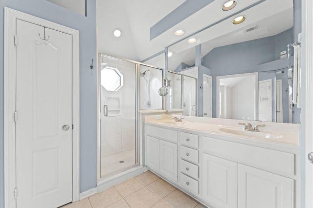 2411 Clippers Square, Houston, TX 77058