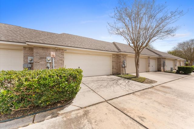 2411 Clippers Square, Houston, TX 77058