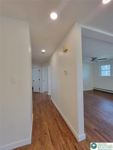 320 East Landis Street, Coopersburg Boro, PA 18036