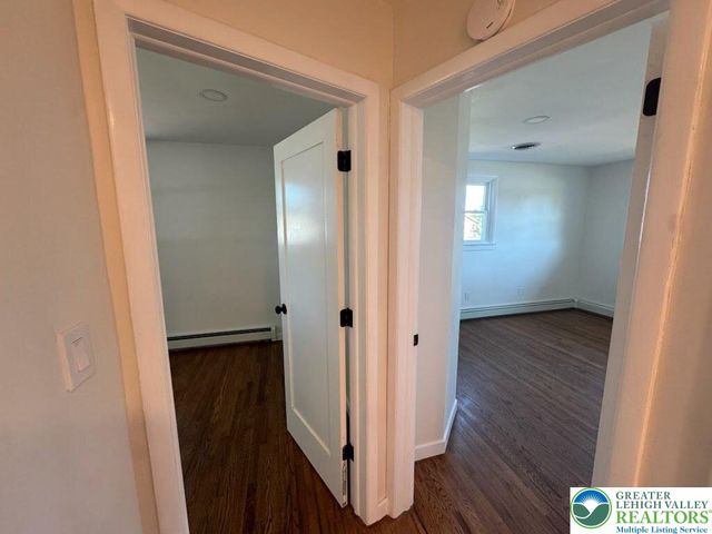 320 East Landis Street, Coopersburg Boro, PA 18036