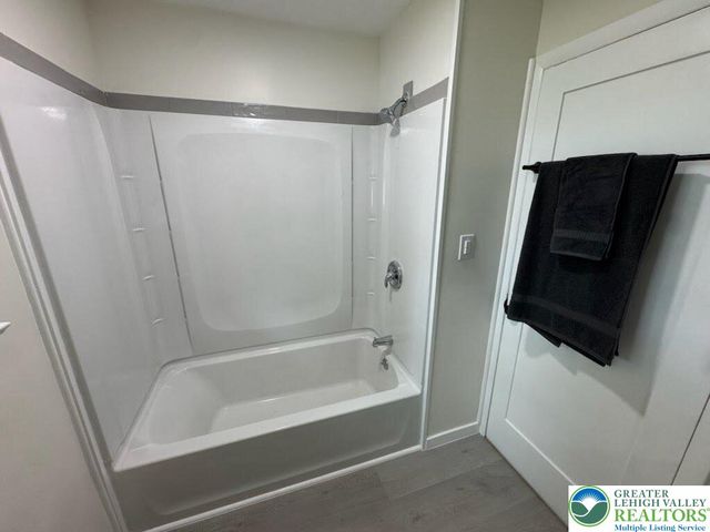 320 East Landis Street, Coopersburg Boro, PA 18036