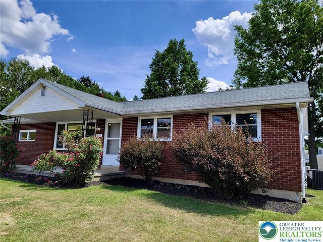 320 East Landis Street, Coopersburg Boro, PA 18036