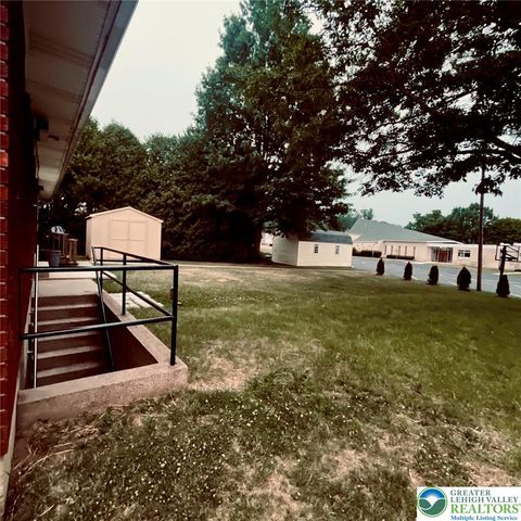 320 East Landis Street, Coopersburg Boro, PA 18036