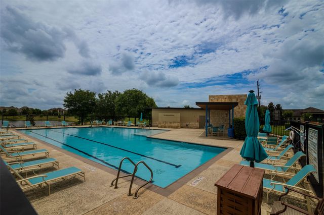 17410 Hanoverian Drive, Richmond, TX 77407