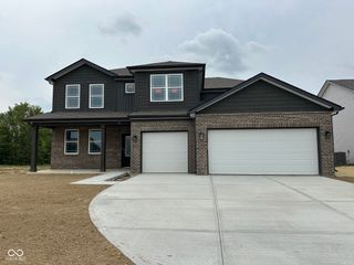 111 Ames Drive, Whiteland, IN 46184