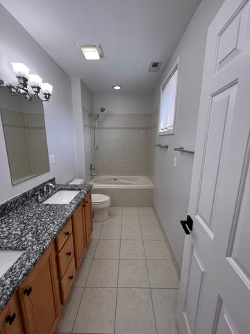 218 S Hamilton Avenue 2S, Chicago, IL 60612