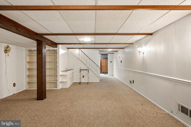 12 SEDGWICK RD, Hamilton, NJ 08690