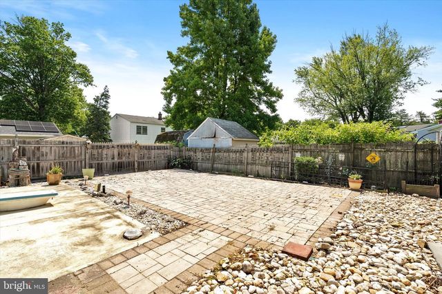 12 SEDGWICK RD, Hamilton, NJ 08690