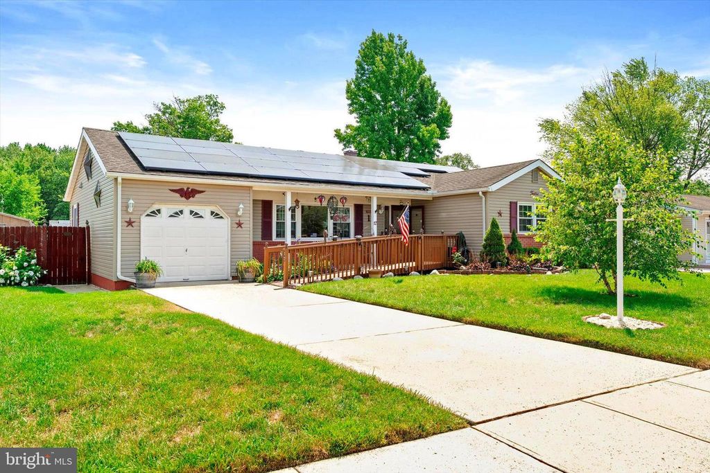 12 SEDGWICK RD, Hamilton, NJ 08690