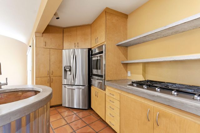 420 Aliso Drive NE, Albuquerque, NM 87108