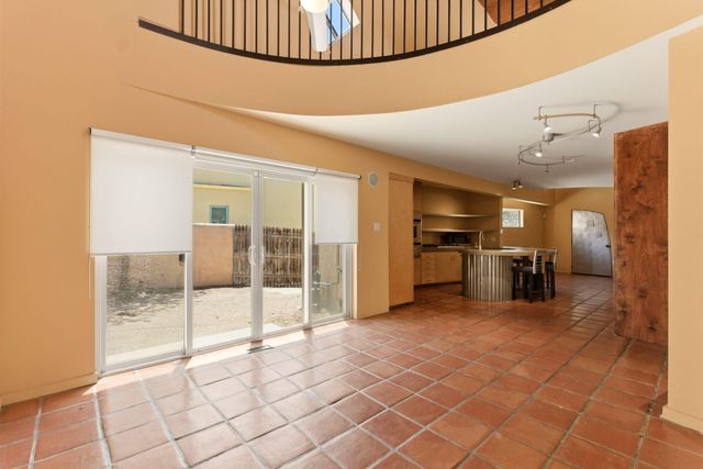 420 Aliso Drive NE, Albuquerque, NM 87108