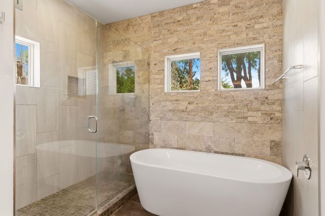 420 Aliso Drive NE, Albuquerque, NM 87108