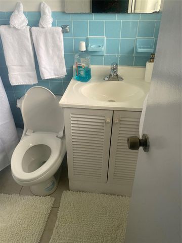 6424 Buchanan Street, Hollywood, FL 33024