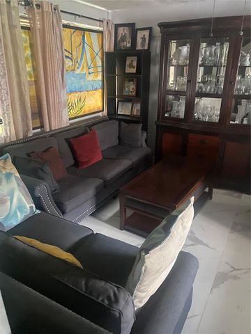 6424 Buchanan Street, Hollywood, FL 33024